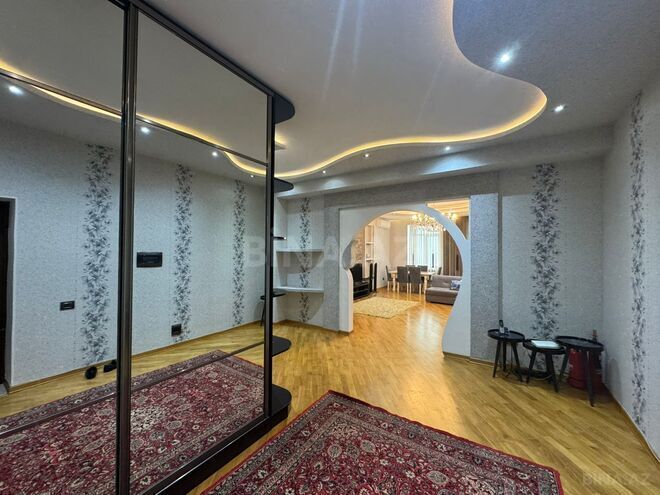 İcarəyə verilir 3 otaqlı yeni tikili 150 m², Nizami m., photo 5 from 18