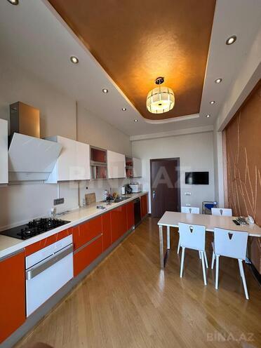Сдаётся 3-комн. новостройка 135 м², м. Ичеришехер, photo 8 from 19