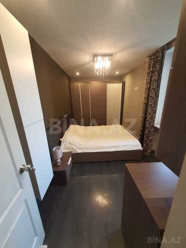 Продаётся 2-комн. вторичка 60 м², м. Низами, photo 6 from 17