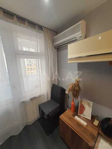 Продаётся 2-комн. вторичка 60 м², м. Низами, photo 13 from 17