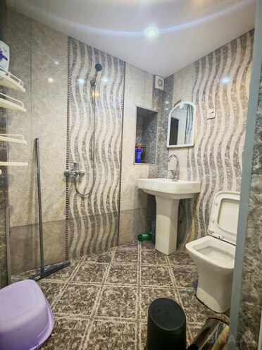 İcarəyə verilir 3 otaqlı köhnə tikili 70 m², İnşaatçılar m., photo 16 from 20