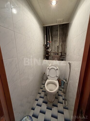 Satılır 2 otaqlı köhnə tikili 65 m², İnşaatçılar m., photo 16 from 20