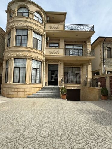 Satılır 8 otaqlı həyət evi/bağ evi 600 m², Səbail r., photo 1 from 20