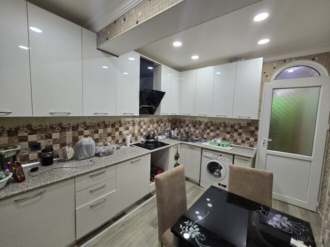 Продаётся 4-комн. вторичка 100 м², Хатаинский р., photo 11 from 13