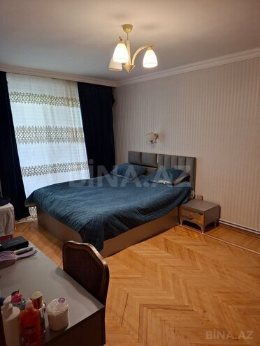 Продаётся 3-комн. вторичка 68 м², м. Иншаатчылар, photo 3 from 8