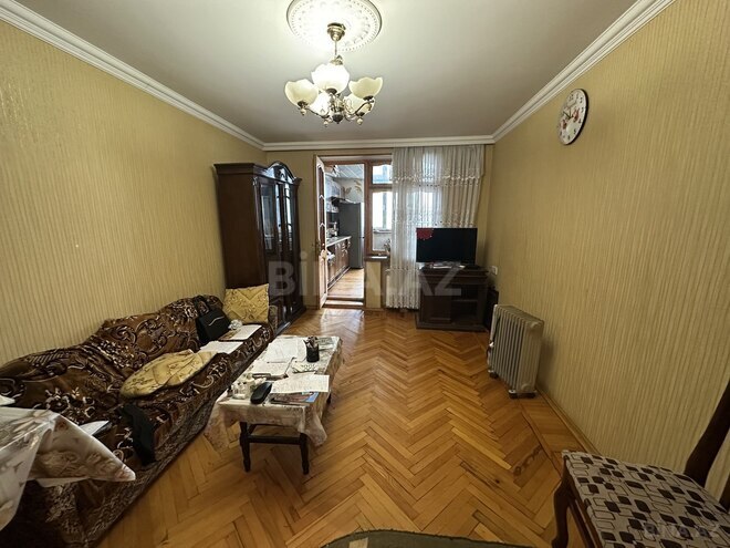 Продаётся 3-комн. вторичка 75 м², м. Нариман Нариманов, photo 3 from 11