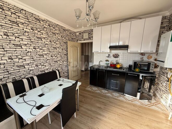 Satılır 2 otaqlı köhnə tikili 71 m², photo 4 from 10