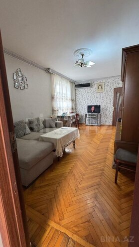 Продаётся 2-комн. вторичка 36 м², пос. Бакиханова, photo 1 from 15