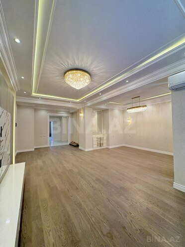 Продаётся 4-комн. новостройка 210 м², м. Элмляр Академиясы, photo 8 from 17