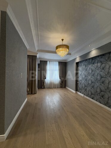 Продаётся 4-комн. новостройка 210 м², м. Элмляр Академиясы, photo 9 from 17