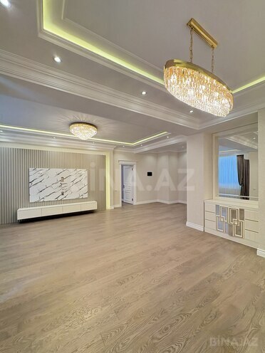 Продаётся 4-комн. новостройка 210 м², м. Элмляр Академиясы, photo 6 from 17