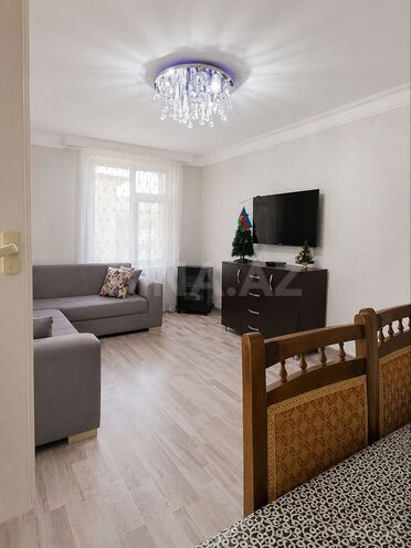 Продаётся 1-комн. вторичка 40 м², м. Элмляр Академиясы, photo 3 from 8