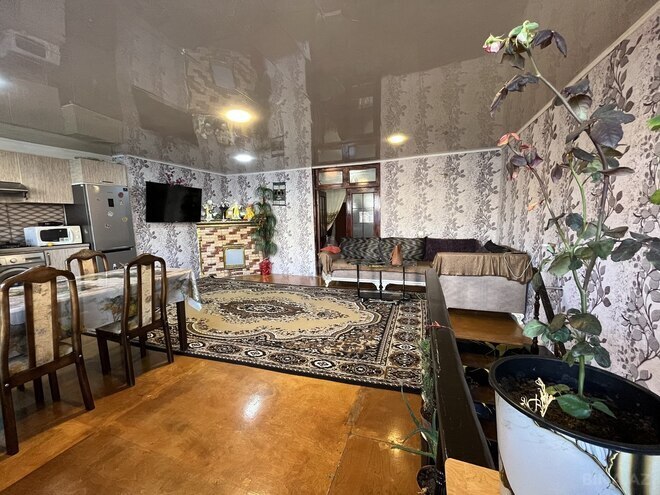Satılır 4 otaqlı həyət evi/bağ evi 150 m², 20-ci sahə q., photo 3 from 13