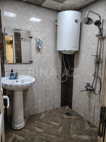 Satılır 3 otaqlı köhnə tikili 65 m², Hövsan q., photo 7 from 23