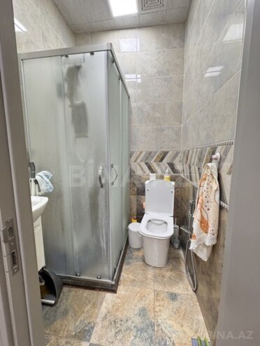Продаётся 3-комн. вторичка 65 м², м. Низами, photo 7 from 8