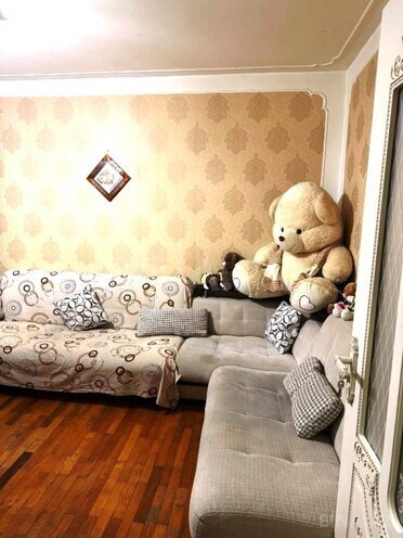 Продаётся 2-комн. вторичка 45 м², м. Кара Караев, photo 8 from 20