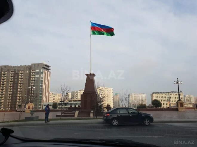 Satılır 1 otaqlı köhnə tikili 35 m², Elmlər Akademiyası m., photo 4 from 12