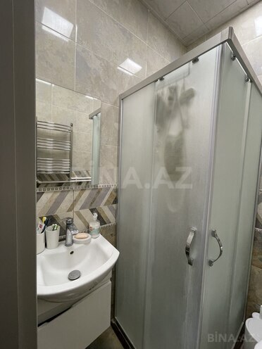 Продаётся 3-комн. вторичка 67 м², м. Низами, photo 11 from 12