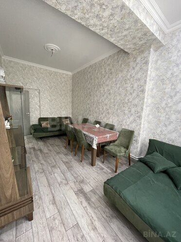 Продаётся 3-комн. вторичка 67 м², м. Низами, photo 4 from 12