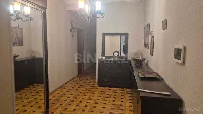Satılır 3 otaqlı köhnə tikili 114 m², Yasamal q., photo 9 from 17