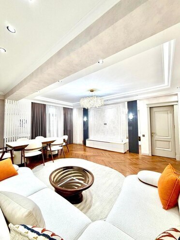 Продаётся 3-комн. новостройка 140 м², Насиминский  р., photo 5 from 16