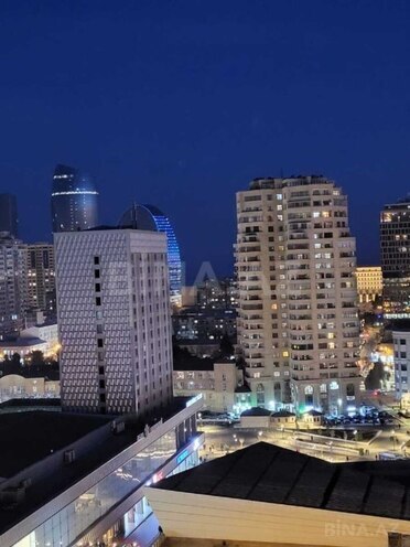 İcarəyə verilir 2 otaqlı yeni tikili 85 m², 28 May m., photo 3 from 30
