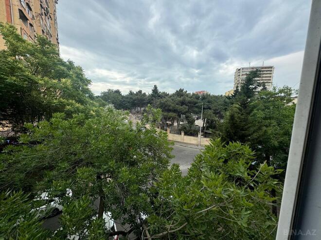 İcarəyə verilir 3 otaqlı köhnə tikili 80 m², Qara Qarayev m., photo 13 from 14