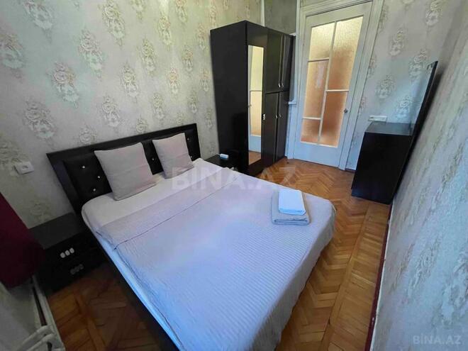 Сдаётся 2-комн. вторичка 55 м², м. Ичеришехер, photo 1 from 8