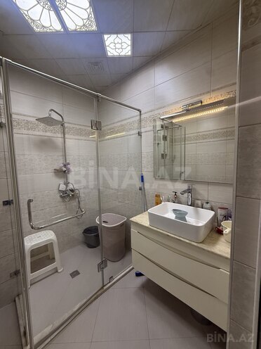 Продаётся 2-комн. вторичка 65 м², Хатаинский р., photo 11 from 14