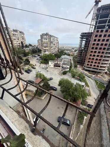 Продаётся 2-комн. вторичка 65 м², Хатаинский р., photo 13 from 14