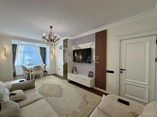 Satılır 4 otaqlı köhnə tikili 110 m², Neftçilər m., photo 1 from 16