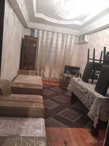 Продаётся 1-комн. новостройка 47 м², м. Халглар Достлугу, photo 1 from 9
