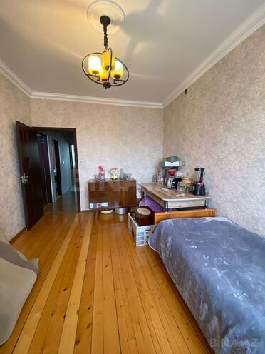 Продаётся 3-комн. вторичка 80 м², м. Кара Караев, photo 7 from 19