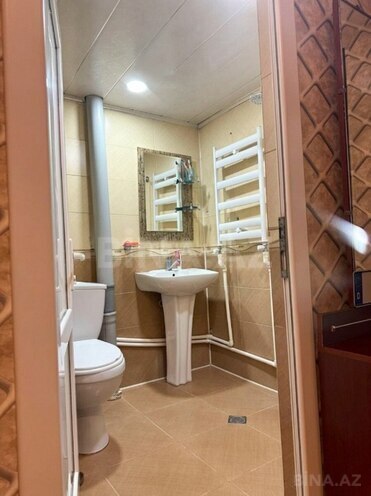 Продаётся 2-комн. вторичка 65 м², Хатаинский р., photo 9 from 10