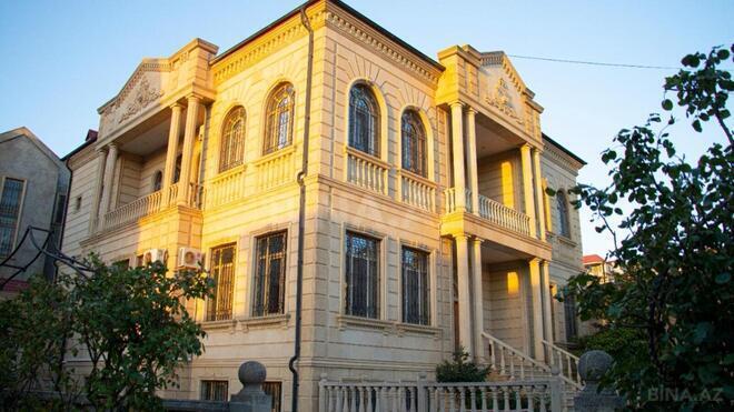 Продаётся 11-комн. дом/дача 655 м², пос. Бадамдар, photo 1 from 32