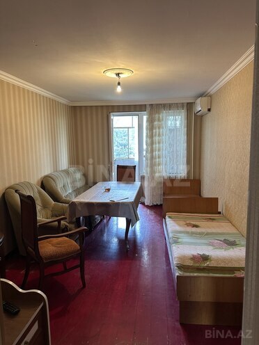 İcarəyə verilir 2 otaqlı köhnə tikili 50 m², 8-ci mikrorayon q., photo 1 from 14