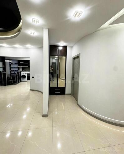 Сдаётся 3-комн. новостройка 110 м², Насиминский  р., photo 18 from 19