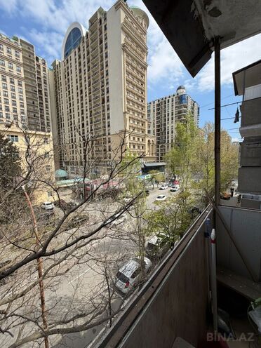 Satılır 3 otaqlı köhnə tikili 70 m², Elmlər Akademiyası m., photo 10 from 12