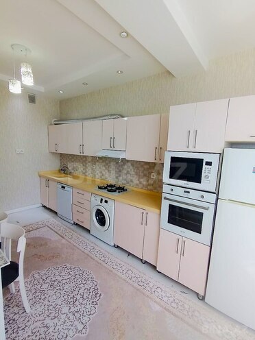 Сдаётся 3-комн. новостройка 150 м², Насиминский  р., photo 12 from 21