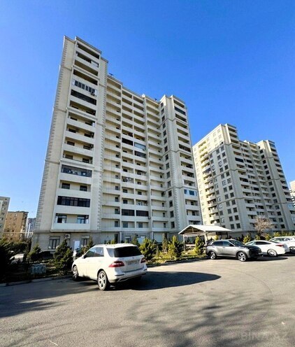 Продаётся 4-комн. новостройка 175 м², Ясамальский р., photo 1 from 7
