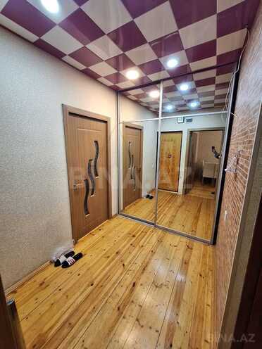 Продаётся 2-комн. вторичка 65 м², пос. 8-й мкр, photo 1 from 17