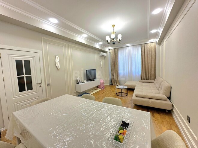 Продаётся 2-комн. новостройка 71 м², м. Кара Караев, photo 3 from 15