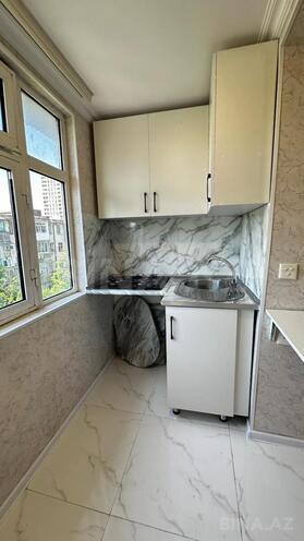 Satılır 2 otaqlı köhnə tikili 38 m², İnşaatçılar m., photo 17 from 31