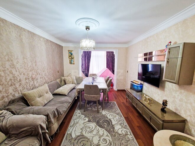 Продаётся 3-комн. вторичка 72 м², м. Халглар Достлугу, photo 1 from 19