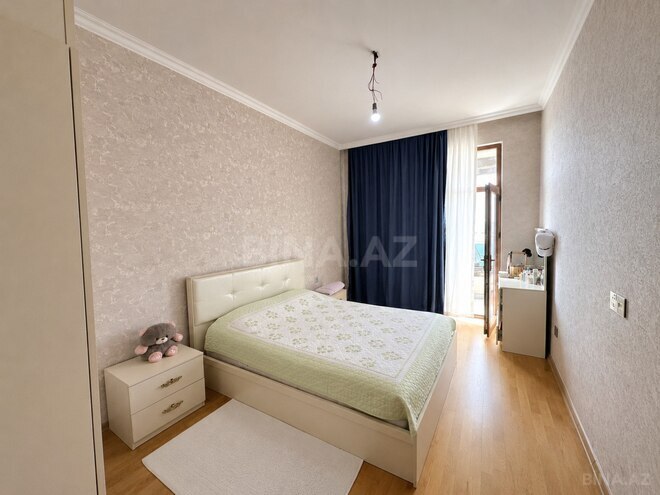 Продаётся 2-комн. новостройка 56 м², м. Кара Караев, photo 6 from 12