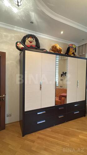 Сдаётся 3-комн. новостройка 125 м², м. Низами, photo 9 from 18