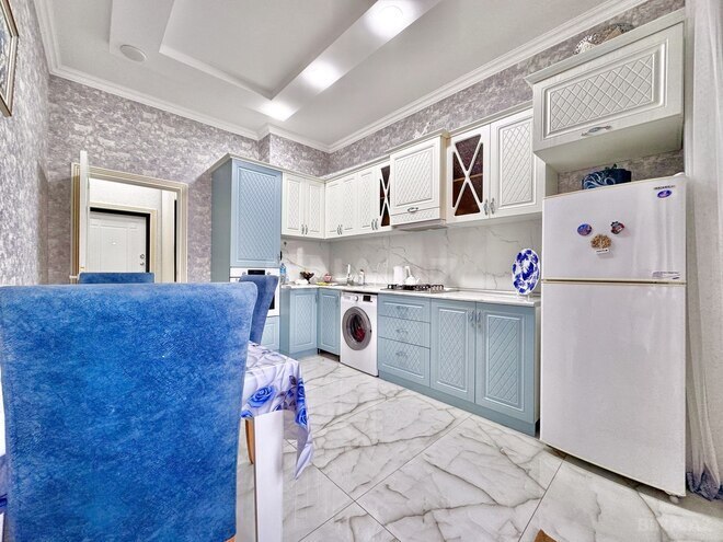 Продаётся 2-комн. новостройка 81 м², м. Кара Караев, photo 11 from 15