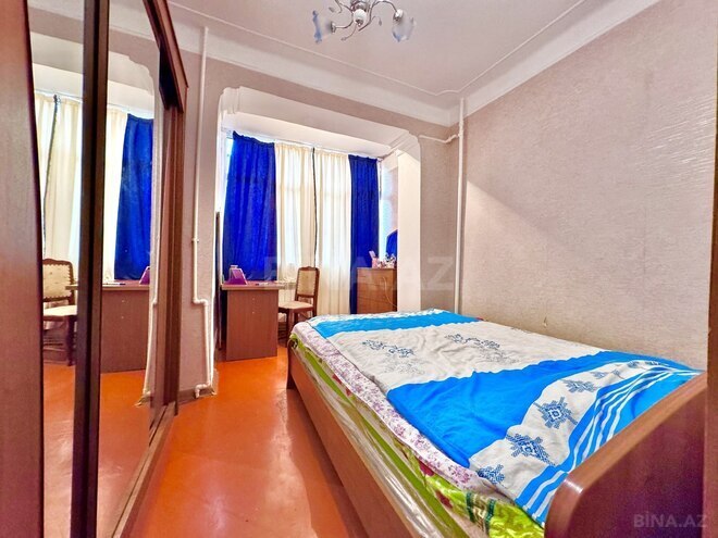Satılır 2 otaqlı köhnə tikili 40 m², Qara Qarayev m., photo 11 from 14