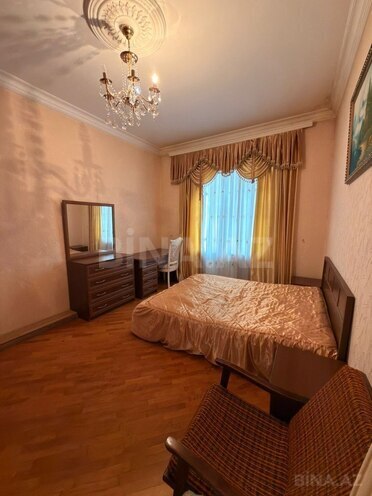 Satılır 6 otaqlı həyət evi/bağ evi 500 m², Ağ şəhər q., photo 11 from 25