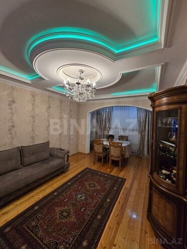 Satılır 3 otaqlı köhnə tikili 70 m², photo 1 from 26